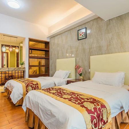 Grand Continental Apartment Гуанчжоу Екстер'єр фото